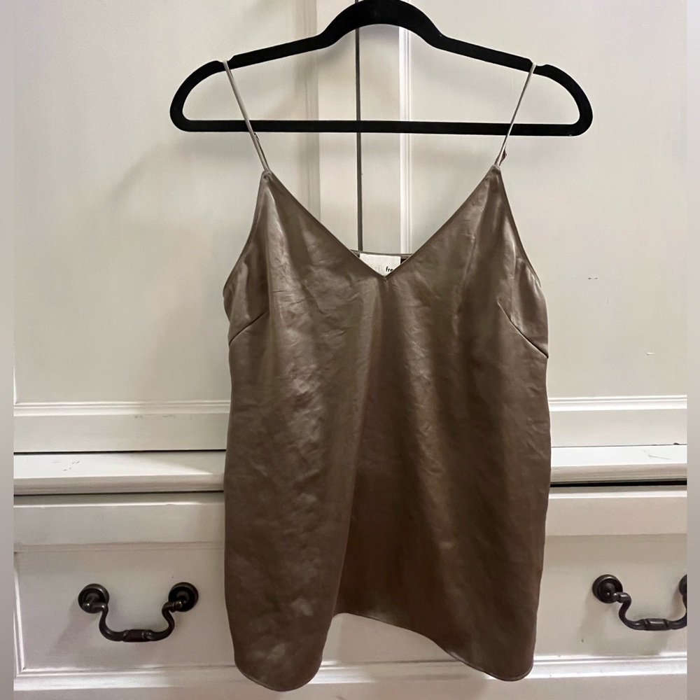 Aritzia top